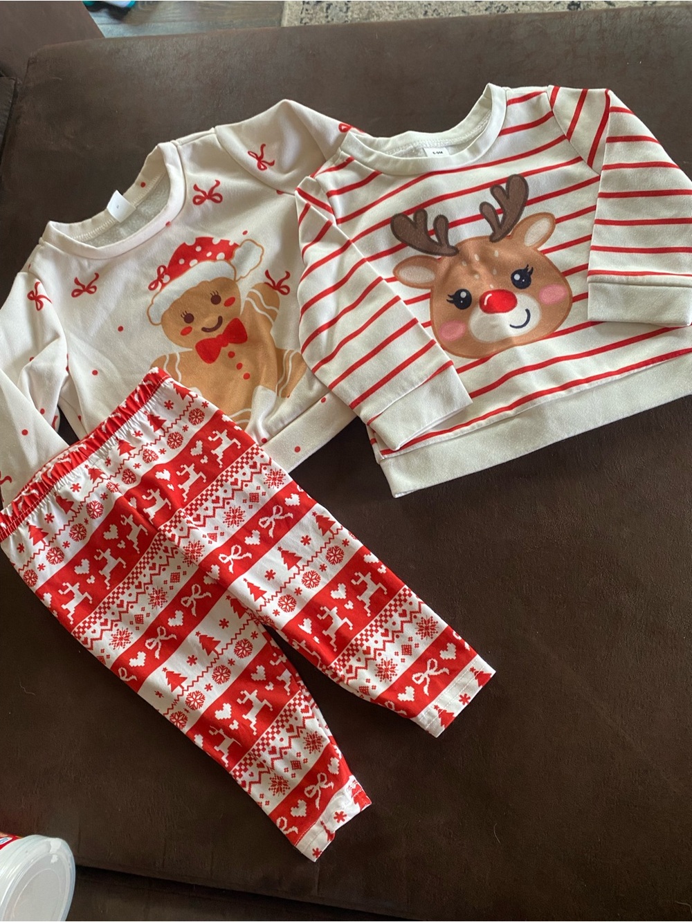 SHEIN Kids Holiday Reindeer & Gingerbread Set - Red & White